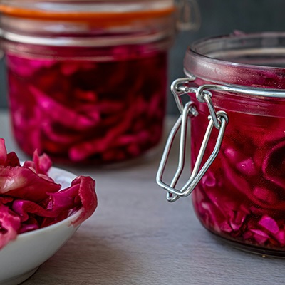 Herbstfrüchte und -Gemüse haltbar machen